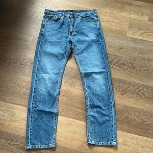 Levi’s 505 semi stretch jeans (32x32)